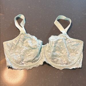 Lissi Balconette Bra
Non-Padded, With Wire mint green
